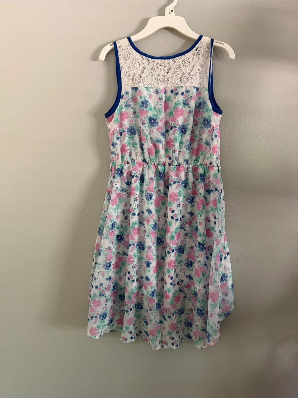 Guess White Floral Sleeveless Dress with Pink and Blue Flowers